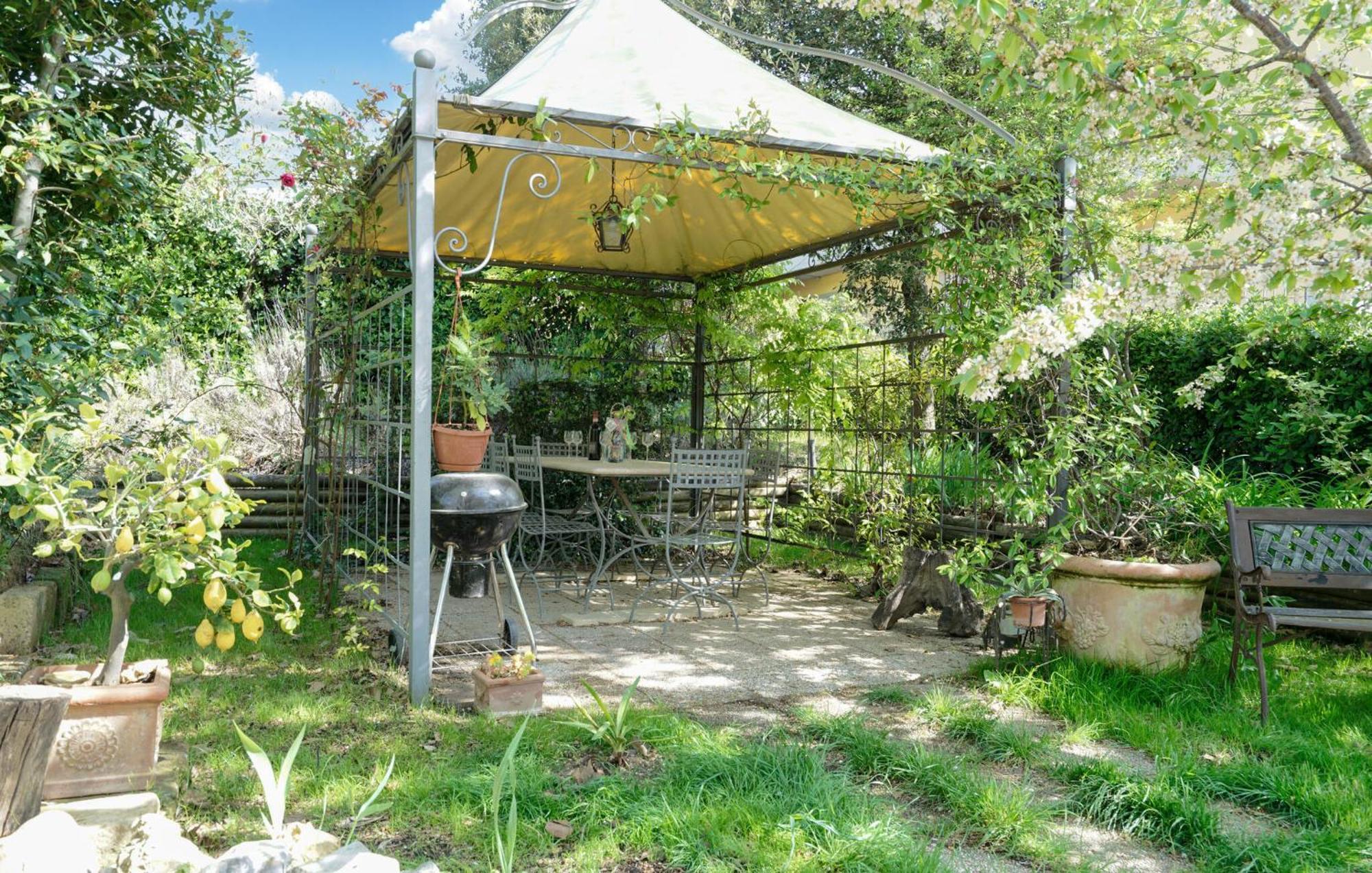Stunning Home In Chianciano Terme With Wifi المظهر الخارجي الصورة